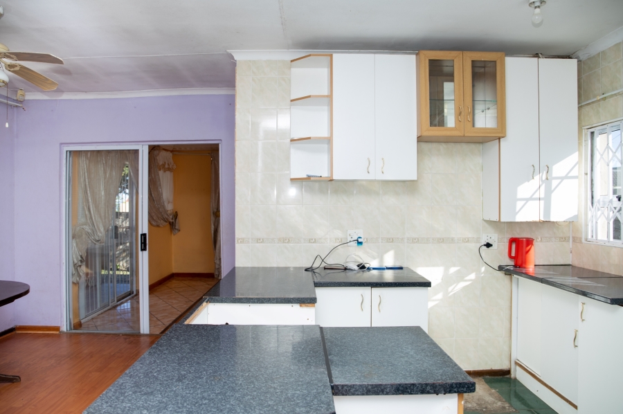 3 Bedroom Property for Sale in Sunnyridge Eastern Cape